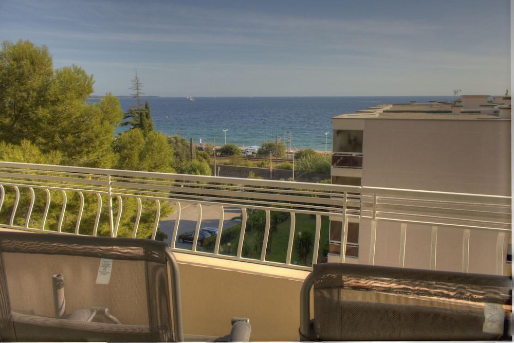 Studio 3 Etoiles Vue Mer 150M Plages Parking Clim Wifi คานส์ ภายนอก รูปภาพ