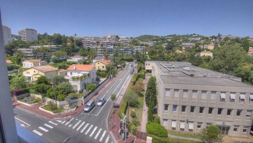 Studio 3 Etoiles Vue Mer 150M Plages Parking Clim Wifi คานส์ ภายนอก รูปภาพ