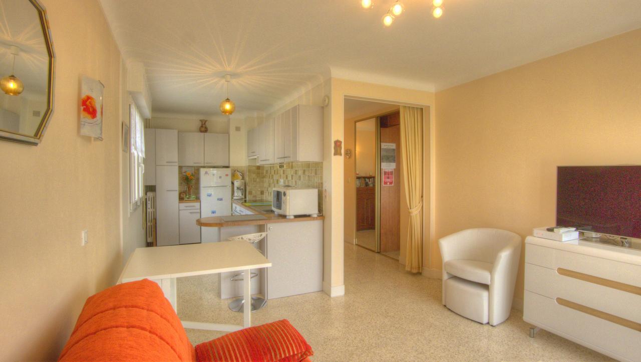Studio 3 Etoiles Vue Mer 150M Plages Parking Clim Wifi คานส์ ภายนอก รูปภาพ